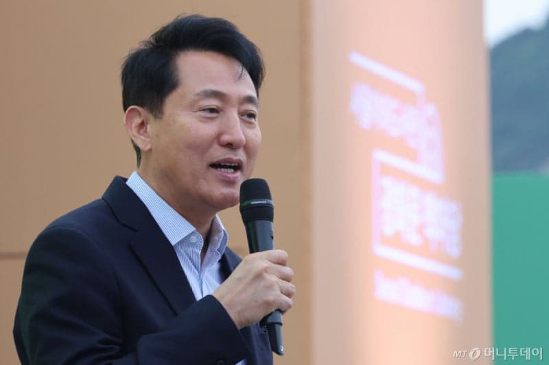 오세훈·박형준 시장, 현직 떼고 '조기 등판'…예비후보 등록으로 선거전 본격화