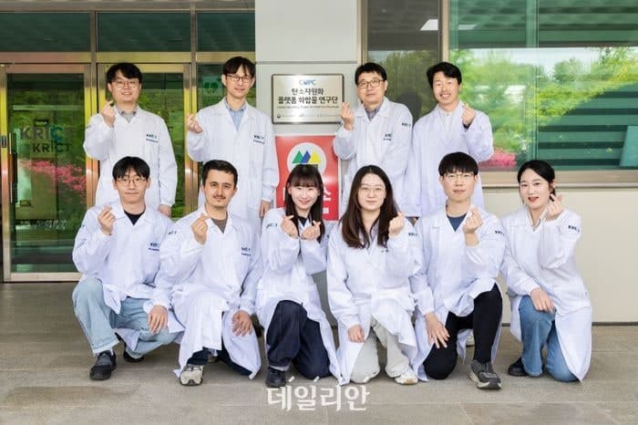 이산화탄소로 휘발유·나프타 하루 50kg 생산 성공…국내 연구진, 원천기술 개발