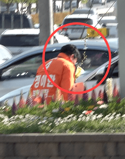 "어린 놈이 무슨 시장" 정이한 후보에 음료 던진 30대 남성, 본인도 30대였다