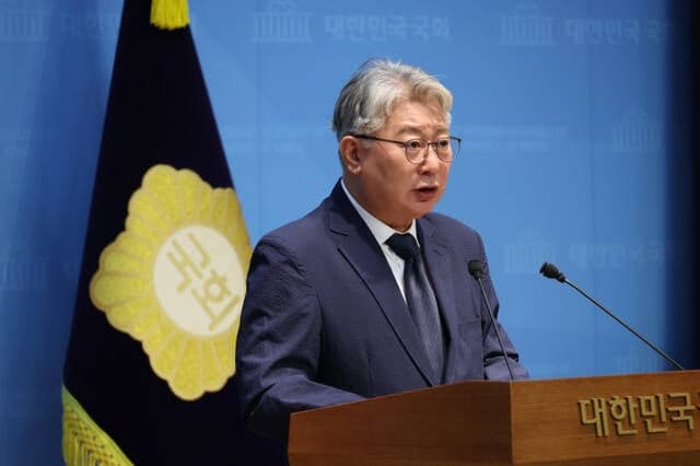 조응천, 개혁신당 경기지사 출마 선언…"나쁜·이상한 후보 대신 '좋은 후보' 선택해달라"