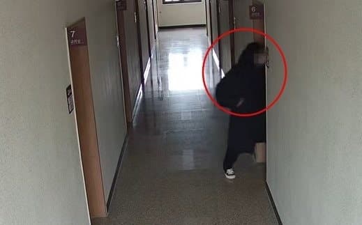 “설마 성당에서?” 미사 중 신도들 가방 털어 현금 훔친 40대, 2개월 추적 끝에 결국 체포