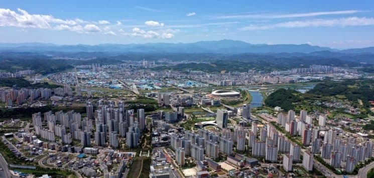 진주시, "혁신도시 이전 공공기관·우주청 직원도 시민 대우"…시설이용료 감면 확대