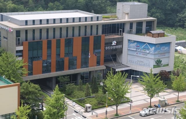 “안민석이 내 동기!” 학생에 선거인단 가입 강요한 평택 현직 교사 경찰 고발