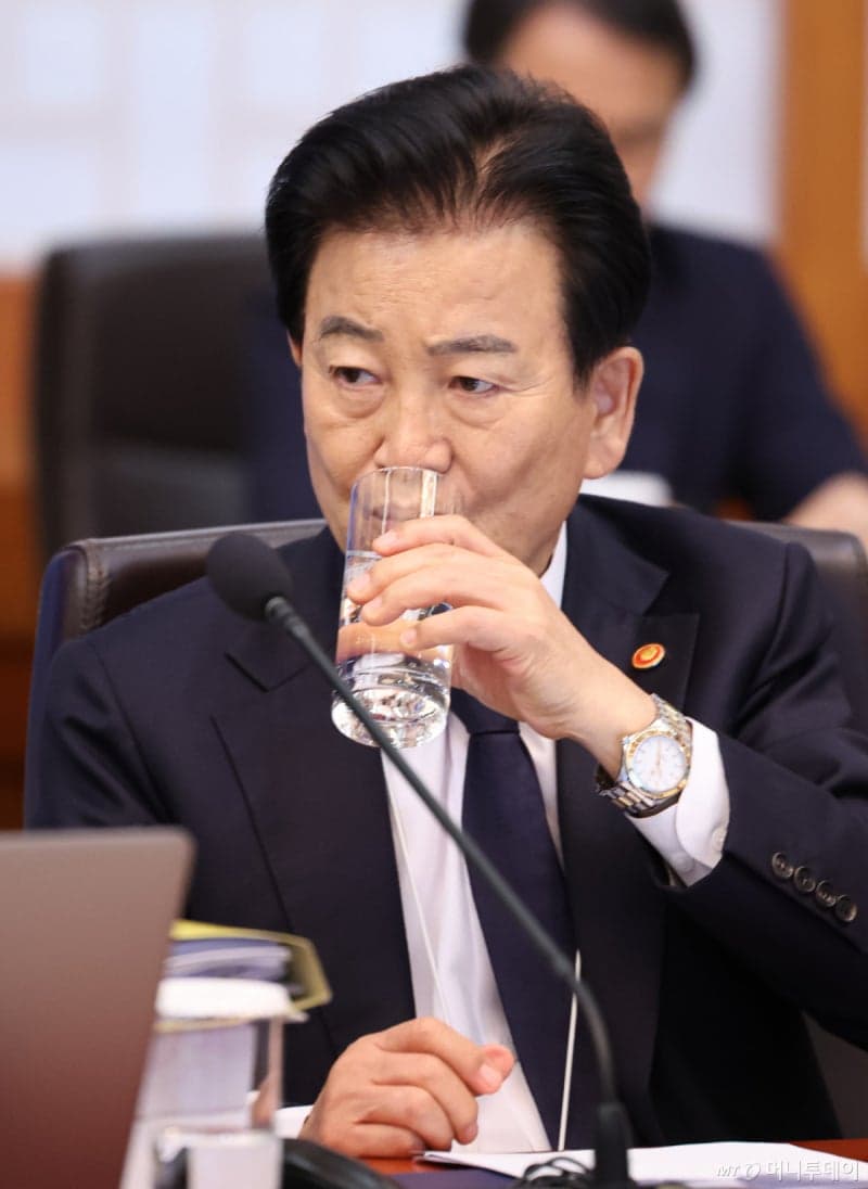 통일부, 北 호칭 '조선' 공론화…정동영 첫 호명 여파