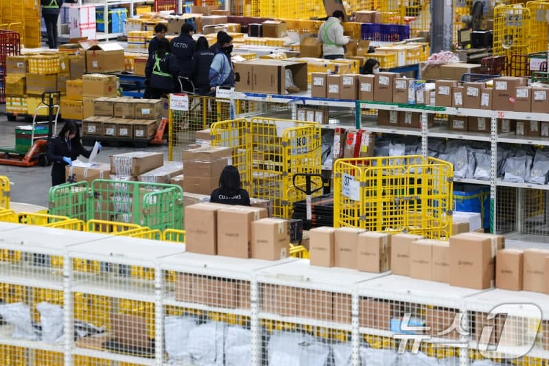 해외직구 5개 중 1개 '부적합'…국표원, 85개 제품 유통 차단