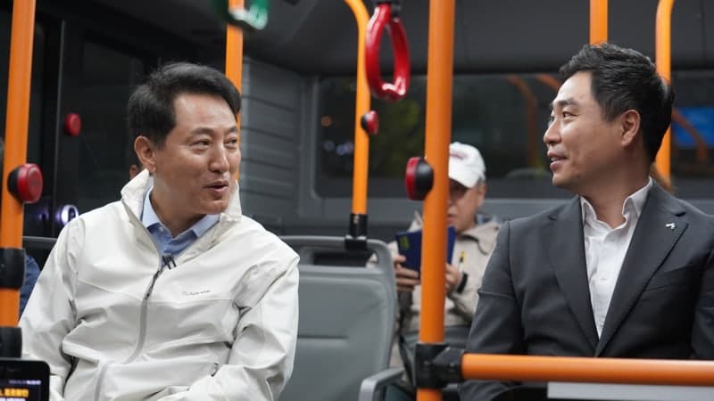 오세훈, 새벽동행 자율주행버스 탑승 "첨단 기술, 가장 절실한 곳에 쓸 것"