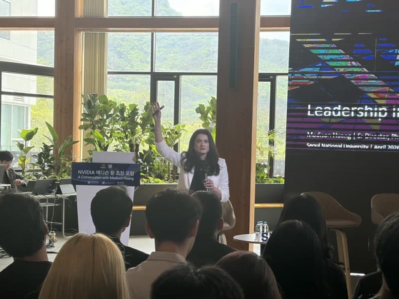 젠슨 황 장녀 매디슨 황 "일자리 공포 대신 AI 로켓 올라타라"