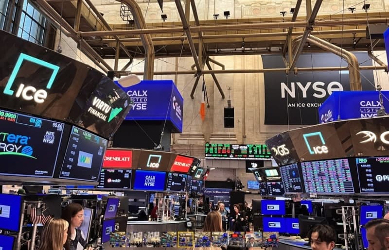 뉴욕증시, 빅테크 실적 기대감에 S&P·나스닥 '사상 최고' 경신