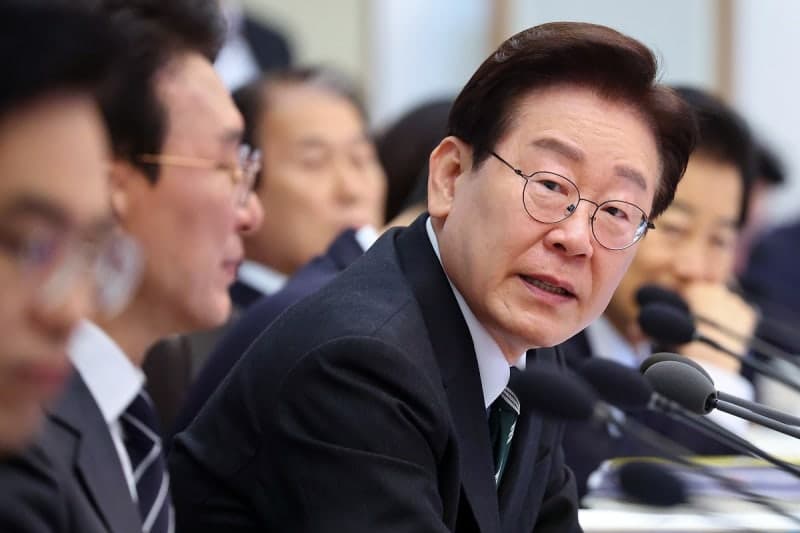 李대통령 "국가 스스로 지켜야…韓안보역량 국민들께 알려야"