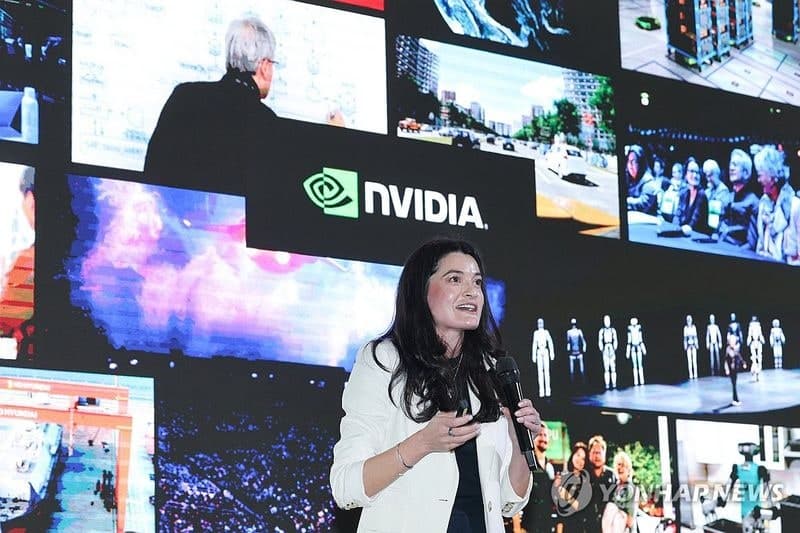 엔비디아 젠슨 황 장녀 매디슨, 네이버 만나 'AI·로봇 동맹' 강화