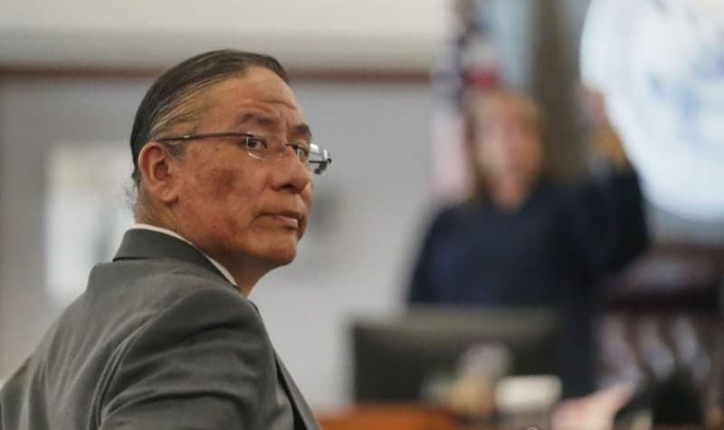 '늑대와 춤을' 배우 네이선 체이싱 호스, 14세 미성년자 등 성폭행 혐의로 종신형 선고