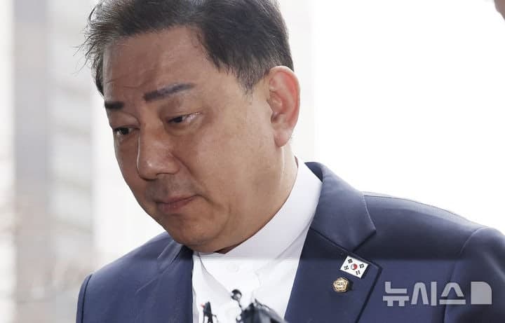 경찰, '국정원 비밀 누설' 혐의 김병기 장남 피의자 소환 조사