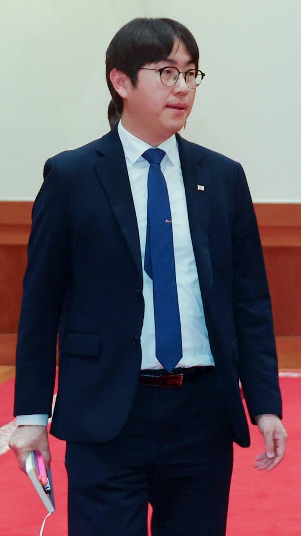 하정우, 부산북갑 출마 공식화 "李대통령, 흔쾌히 웃으며 동의"