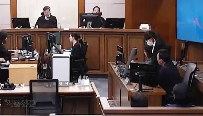 김건희 2심, 주가조작 공범·샤넬백 유죄 징역 4년