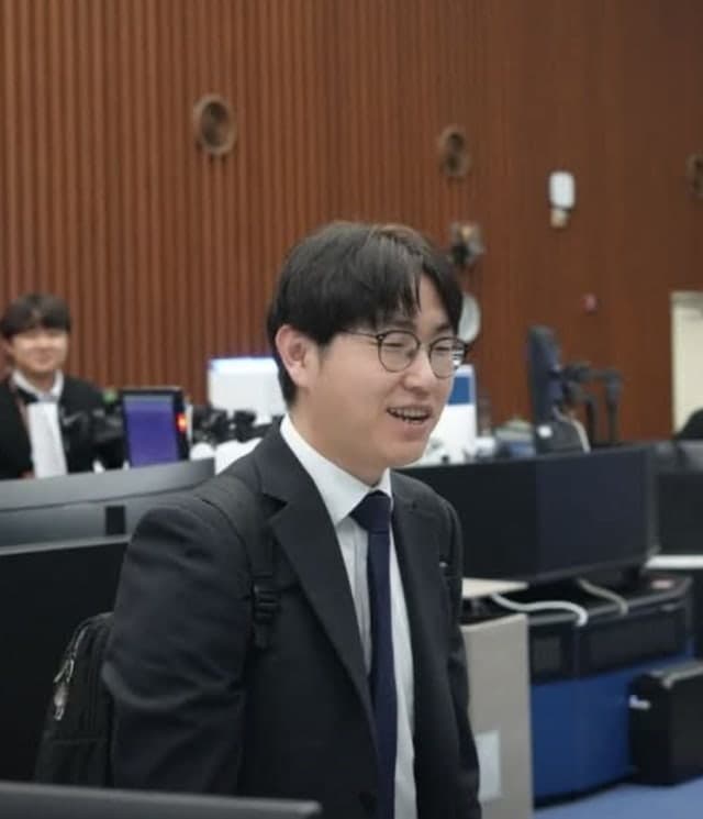 대통령실 나온 하정우, '李대통령 후광' 업고 부산 북갑 등판…3파전 구도