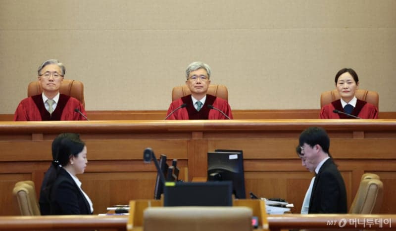 헌재 "기존 계약도 대리점법 적용 가능"…'대리점 판촉비 전가 금지' 소급적용 위헌 아냐