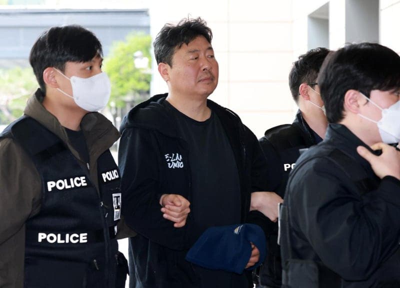 '해직 교사 복직 농성' 고진수 지부장, 교육청 침입·기물파손 혐의 구속 기소