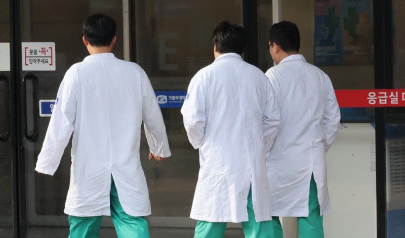 정부 "중대 과실 없으면 형사 처벌 제한"…의료분쟁법 하위법령에 쏠린 운명