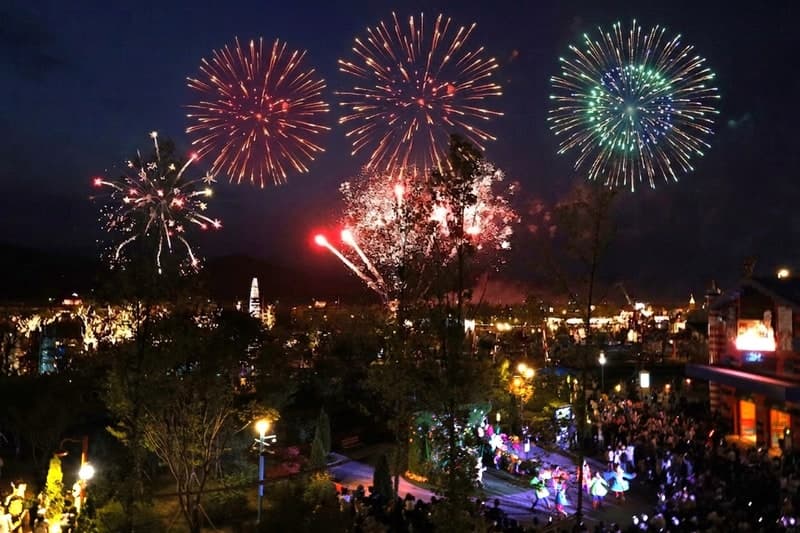 레고랜드, 개장 4주년 기념 '어린이날 스페셜 데이'…밤까지 야간개장·불꽃놀이