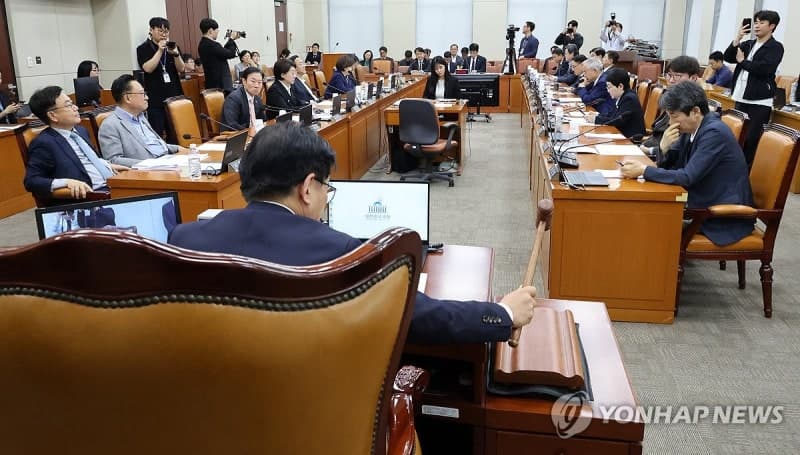 세월호 참사 12년 만에 '생명안전기본법' 국회 행안위 통과…재난 규명 독립기구 설치 의무화