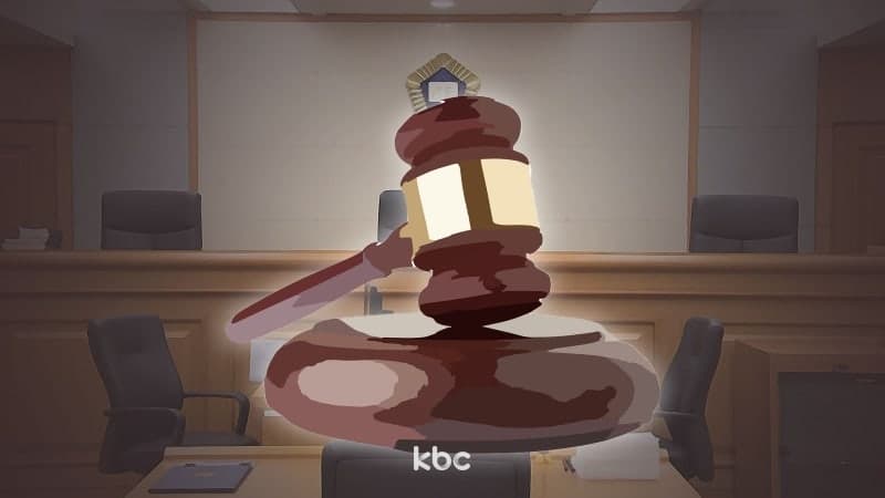 "돈 갚아라" 한마디에 16번 찔러 살해한 60대, 징역 15년 선고