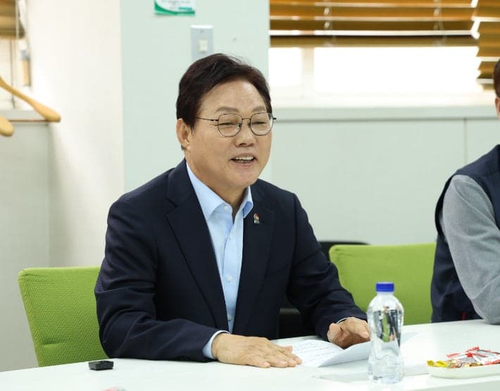 박완수 "노동자 주거부터 육아까지 챙기겠다"…아빠 육아휴직 360만 원 지원