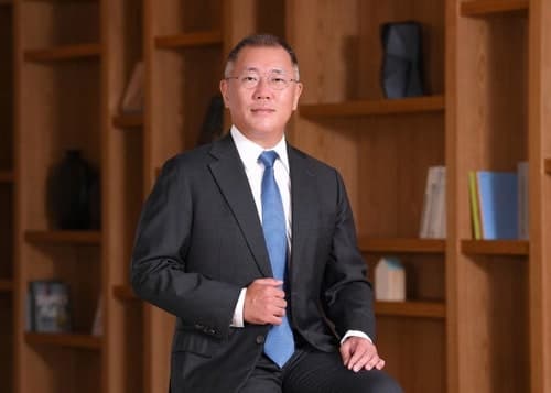 정의선 회장, 8년 만에 베이징 모터쇼 참관…중국 시장 반격 나섰다