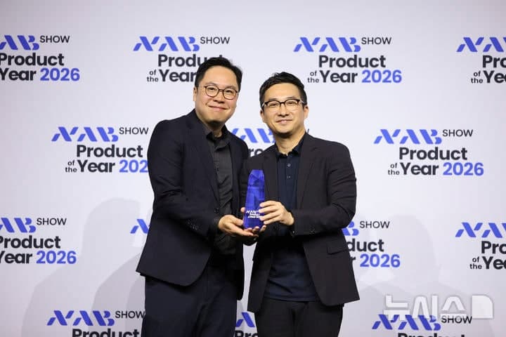 SKT, 세계 최대 미디어 전시회서 AI 커머스 '올해의 제품' 수상…韓기업 유일