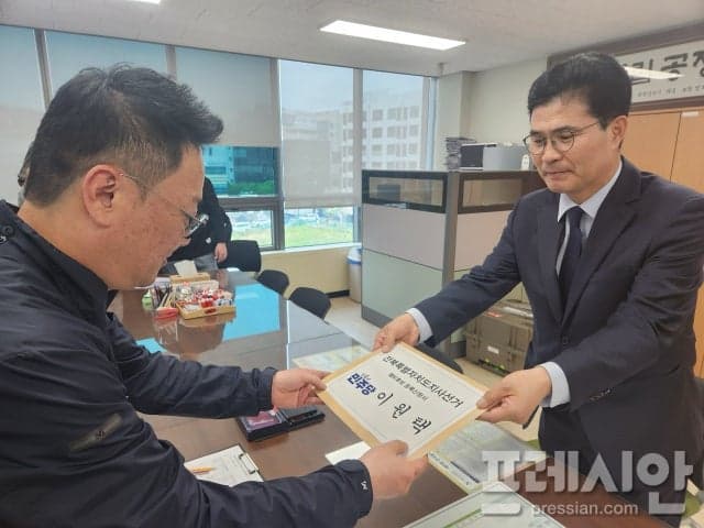 이원택, 전북도지사 예비후보 등록 "李정부 성공 힘찬 출발" 본격 행보