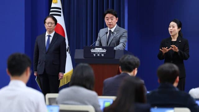 靑 "전문가 공무원 700명 이상 전환, 5급 승진 패스트트랙 도입"