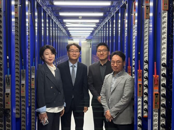 과기정통부, SKT·LG AI연구원 방문 "국산AI+반도체 가능성 확인"