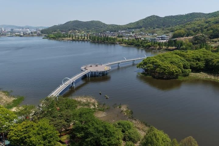 아산 신정호정원 '달빛누리교' 준공…105억원 투입 자연·휴식·문화공간