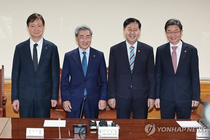 구윤철 "중동전쟁 여파 속 성장세 확대…금융·외환 변동성에도 위기 대응력 충분"