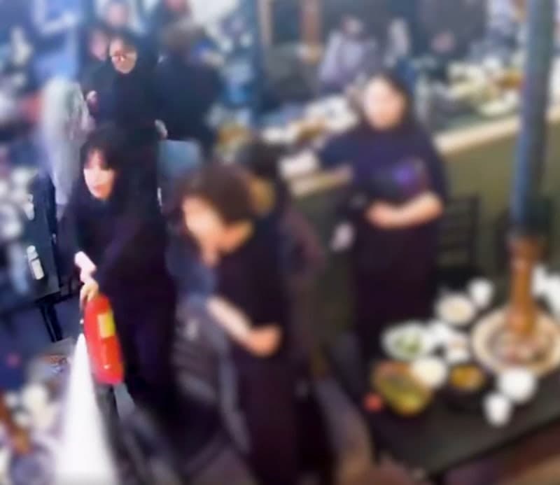 BTS 공연장 옆 식당 "불 붙었다" 아수라장…K팝 팬들 고기 굽다 큰불, 경찰이 참사 막아