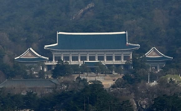 靑·국방부 "주한미군 감축·철수 논의 전혀 없다"