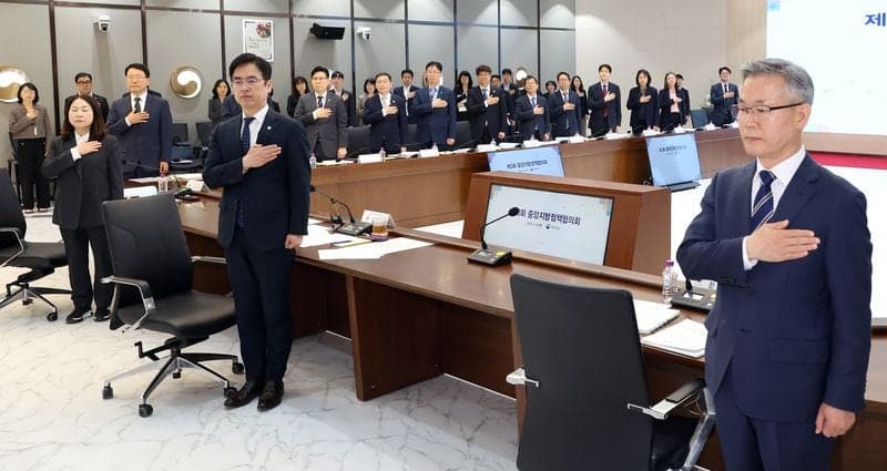 정부 "고유가 지원금 차질 없게" 중동전쟁 장기화 속 민생경제 회복 추경 신속 집행 촉구
