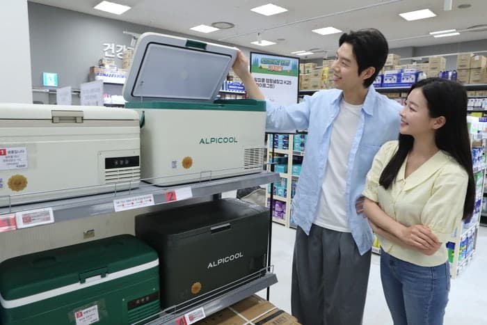 이마트, 5월 황금연휴 맞아 캐리어·캠핑용품·먹거리 할인 대전