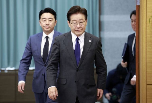 이 대통령, "체험학습 교사 불합리한 부담 없는지 검토" 지시…면책 강화 논의