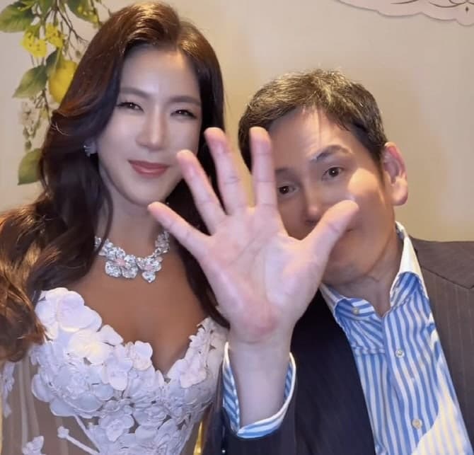 정용진, 아내 플루티스트 첫 앨범 발매에 "남편으로서 대단하고 자랑스러워" 공개 응원