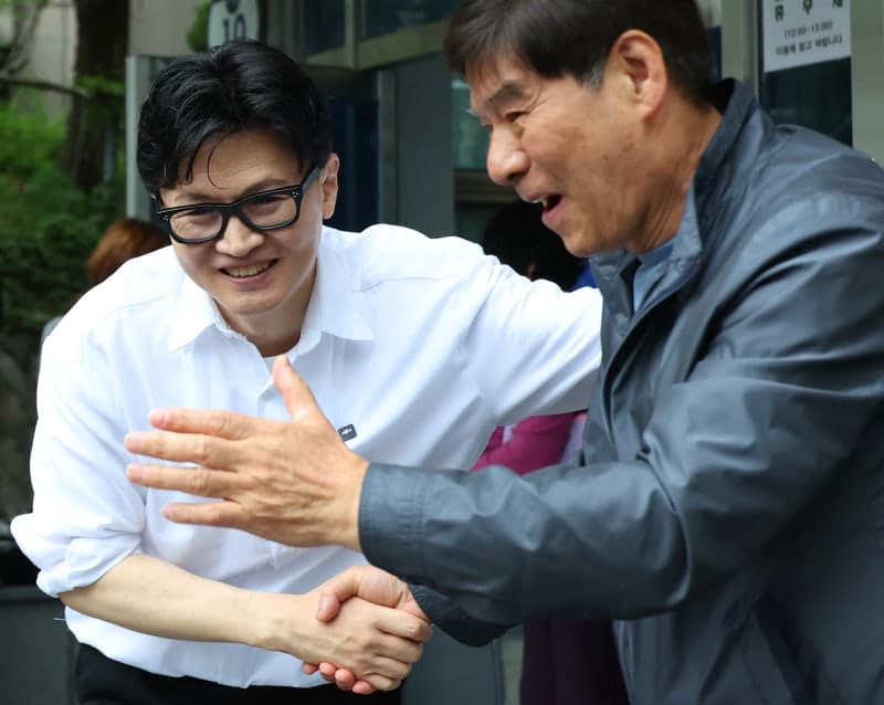 한동훈 자택 앞 흉기 방치 40대, 대법 "특수협박 아니다" 무죄 취지 파기환송