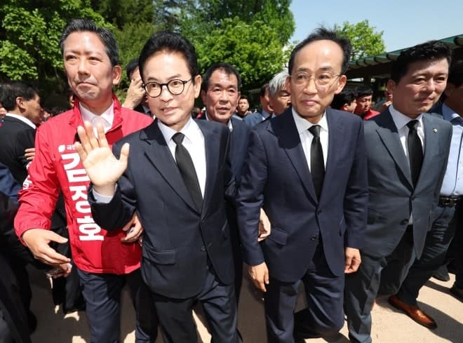 추경호·이철우, 박정희 생가서 "TK 원팀으로 보수 심장 지키겠다"