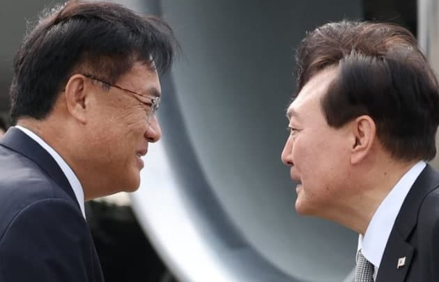 국힘 '친윤' 재보선 공천 강행, '尹 어게인' 논란