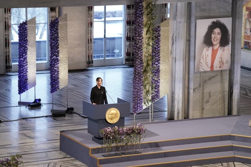 “140일 방치 끝에”…이란 노벨평화상 수상자 모하마디, 수감 중 건강 악화로 병원 긴급 이송