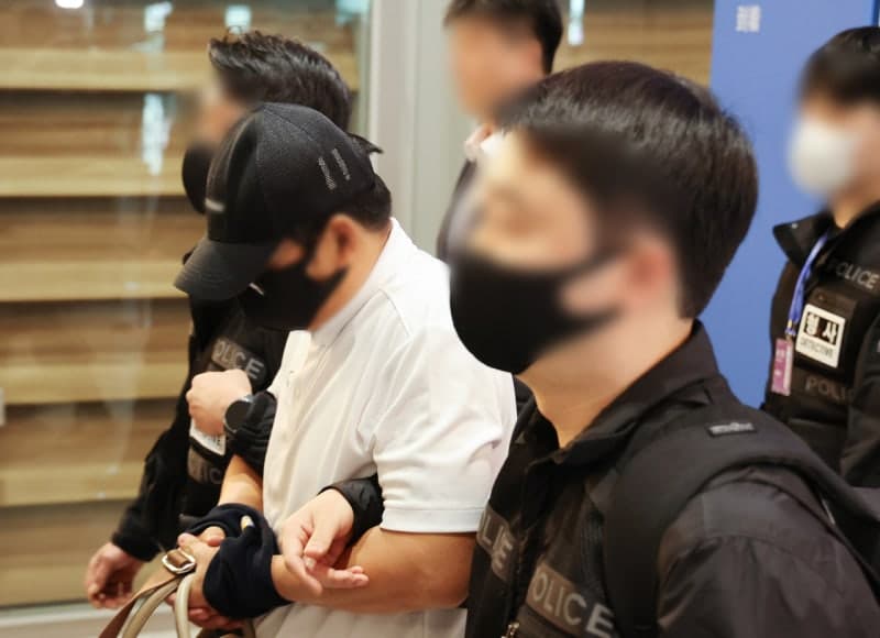 경찰, '마약왕' 박왕열 100억대 마약 공급책 '청담사장'에 구속영장 신청