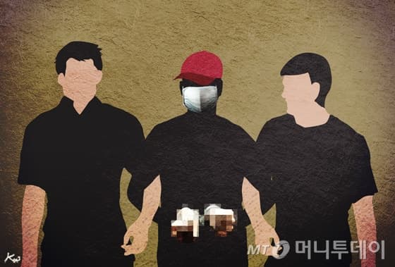 日 막장 가족, 18세 아들은 아버지 폭행, 아버지는 아내 폭행해 모두 체포