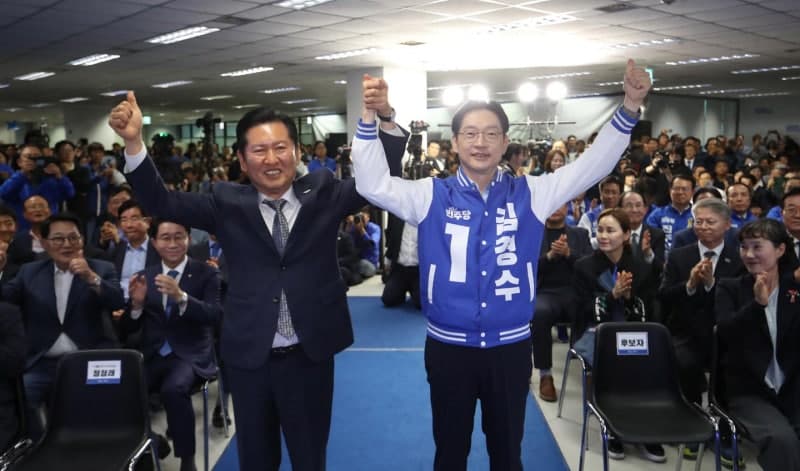 여야, 연휴 영남 총력전…정청래 "與힘으로 지원" 장동혁 "보수 지키자"