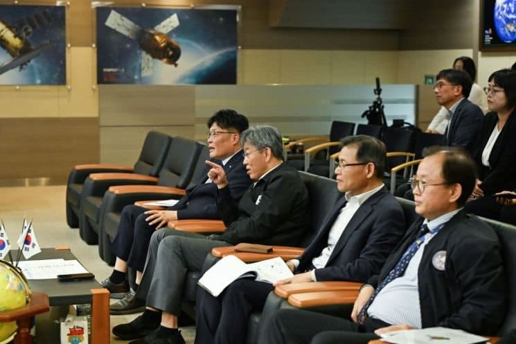 차중위성 2호 발사 성공, 韓 우주산업 새 이정표