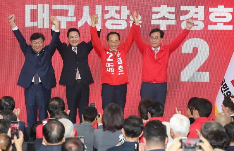 장동혁, 대구서 "공천 상처 죄송" 사과…추경호 "보수 심장 지켜낼 것"
