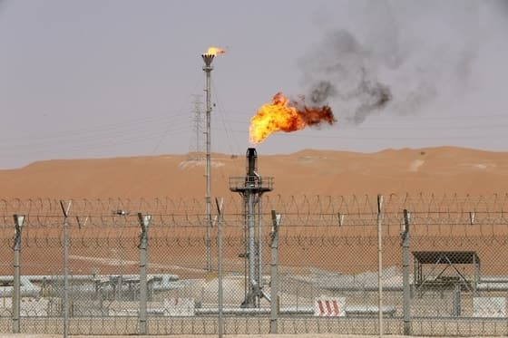 OPEC+ 7개국, UAE 이탈 선언에 결국 ‘증산 카드’… 6월부터 원유 18만8천 배럴 증산