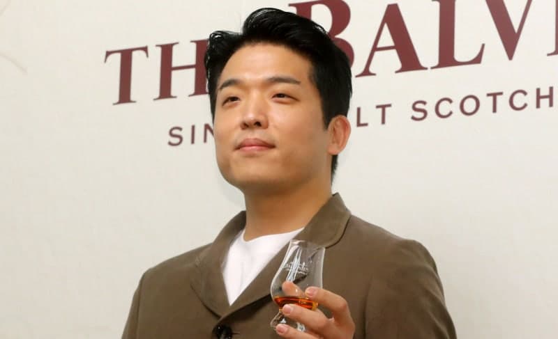 유튜버 와인킹, "안성재 모수 '와인 바꿔치기'는 실수 아닌 사기"… "국제적 와인 사기 범죄" 직격